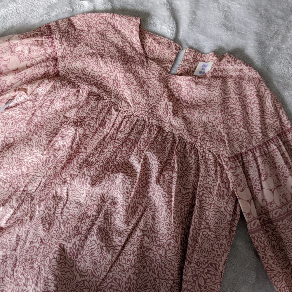 🆕 NWOT • Anna Sui x Uniqlo • Flowy top - Picture 3 of 7